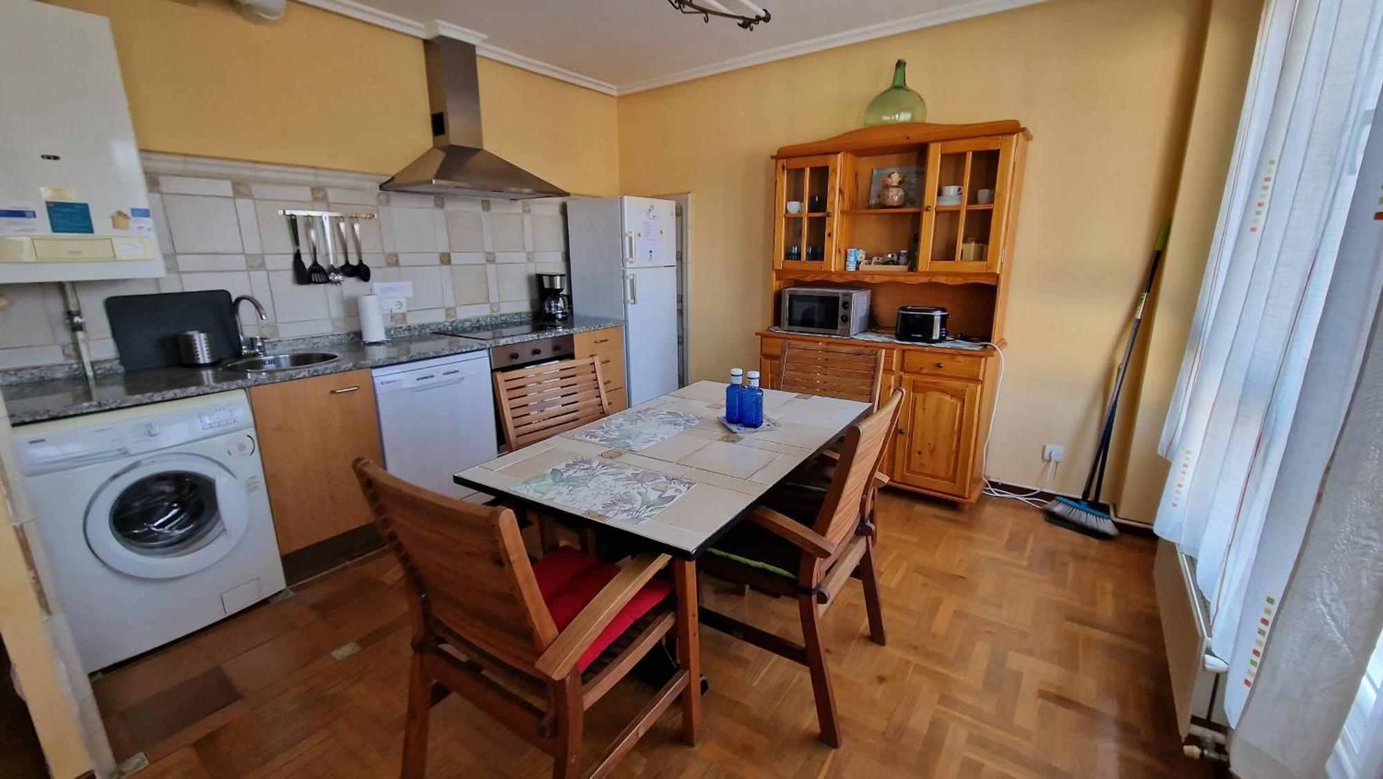 Apartamento Parque Del Oeste Oviedo Exteriör bild